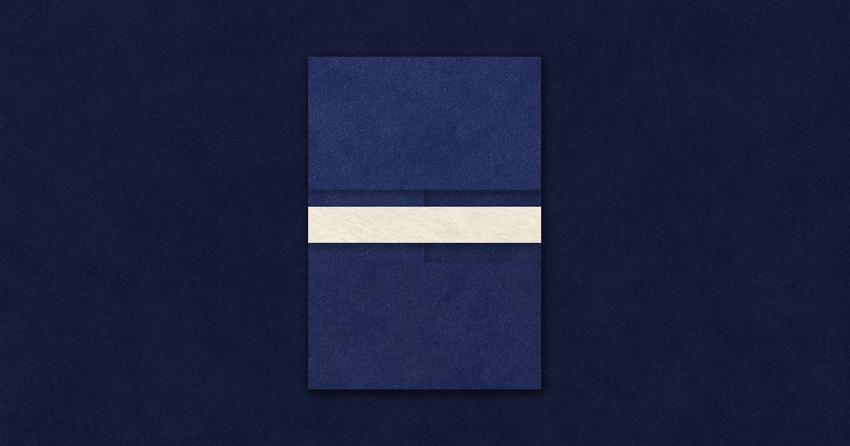 Illustration der Hochzeitswebsite Kintsugi & Washi: ivory washi envelope, fine kintsugi-gold lines and quiet botanical details.